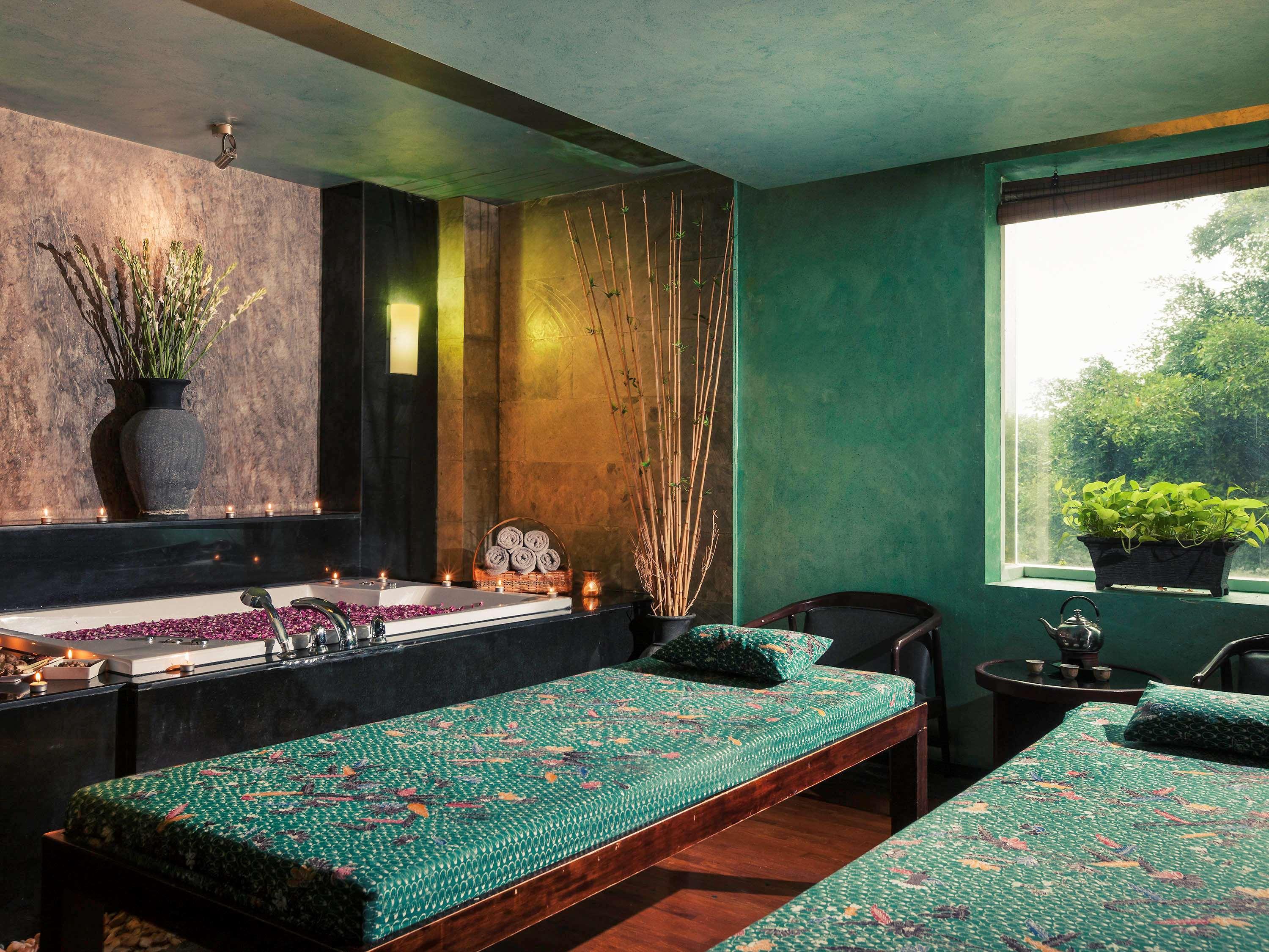Mercure Surabaya Exterior photo